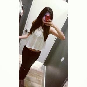 Meet your Posher, Nicole